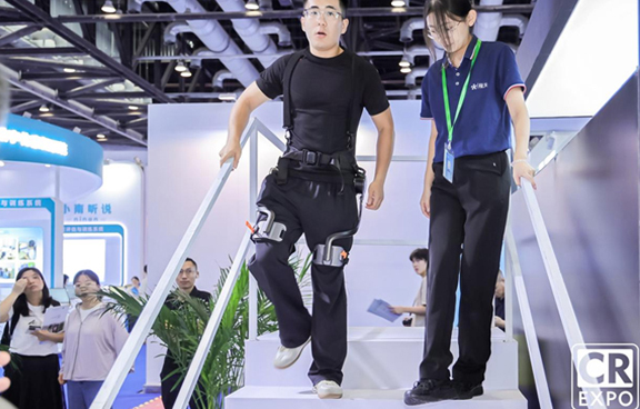 直擊新品首發(fā)首秀！2025福祉博覽會第二天多圖來襲！