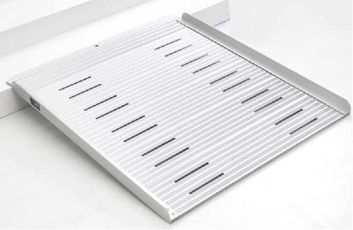 便攜式無障礙移動(dòng)坡道-