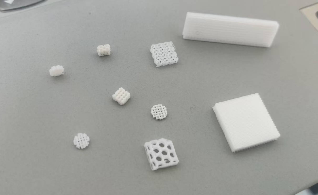 定制化3D打印關節(jié)軟骨仿生修復支架