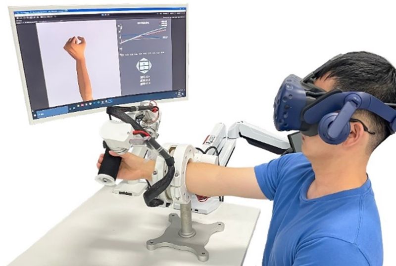 多感覺刺激與精準調(diào)控上肢康復機器人-
